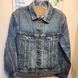 American Eagle Washed Distressed Blue Denim Trucker Jacket Women (S)